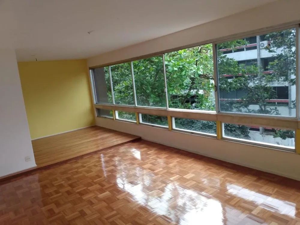 Apartamento, 3 quartos, 145 m² - Foto 2