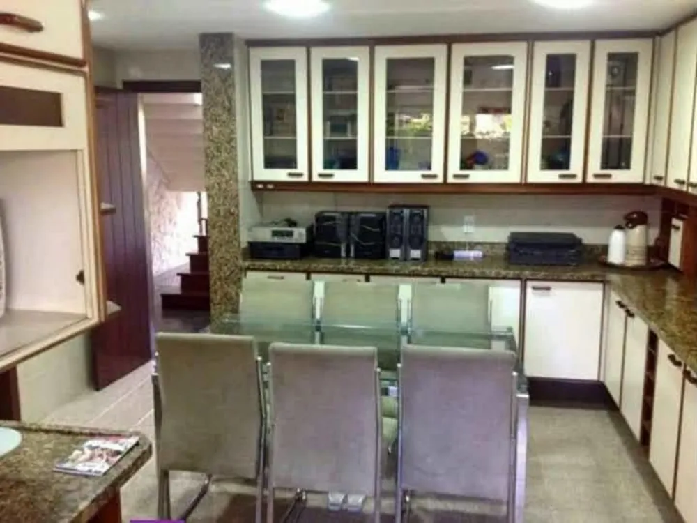 Casa, 6 quartos, 1621 m² - Foto 14