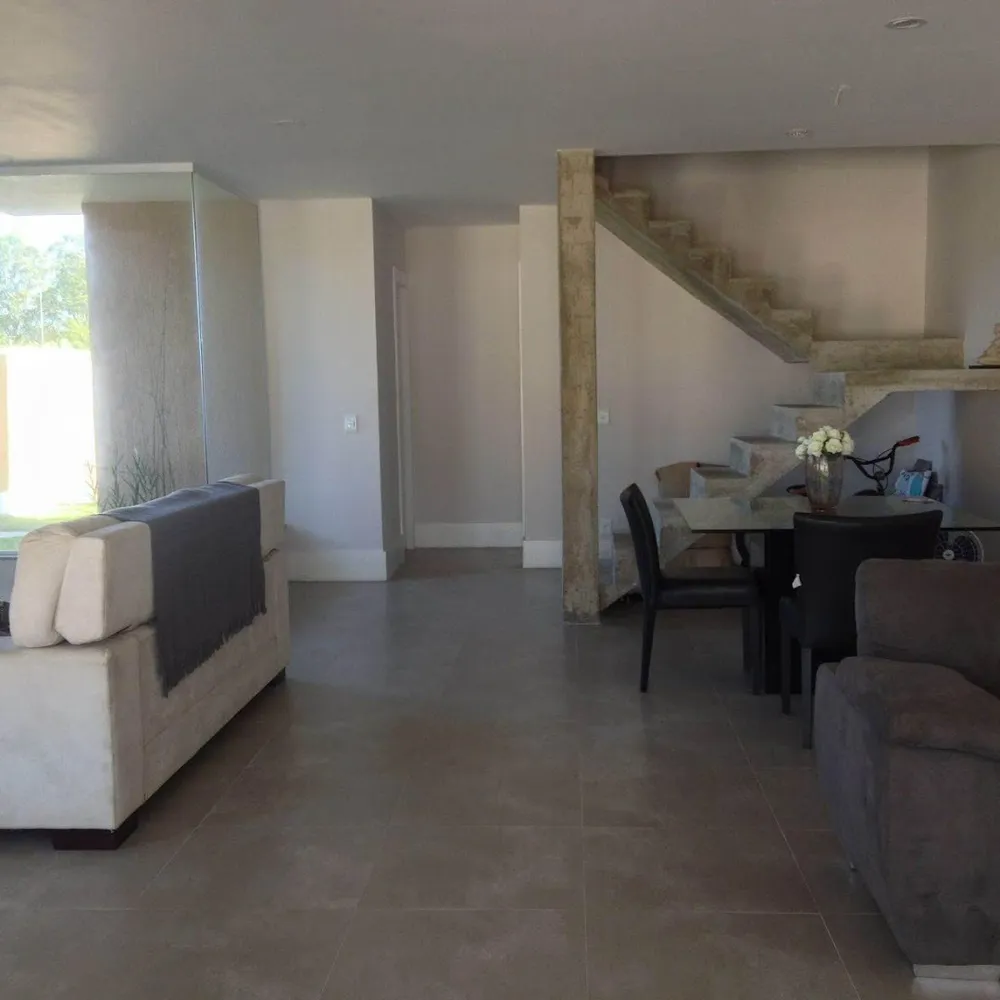 Casa, 3 quartos, 310 m² - Foto 2