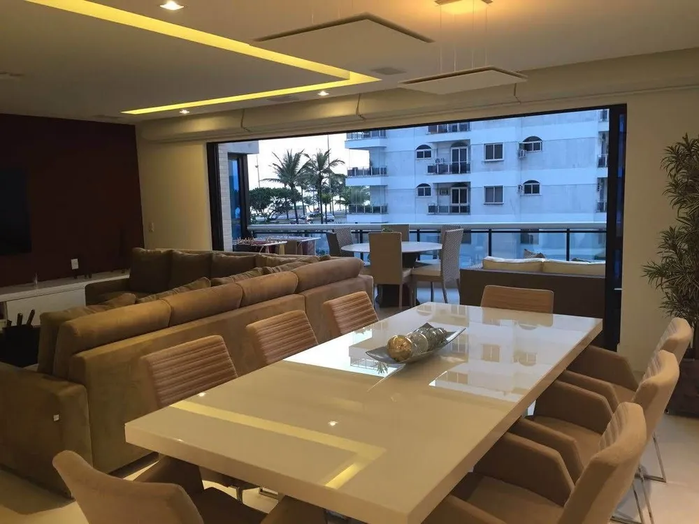 Apartamento, 4 quartos, 215 m² - Foto 1