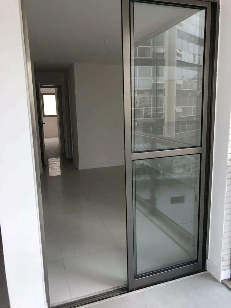 Cobertura, 3 quartos, 178 m² - Foto 2