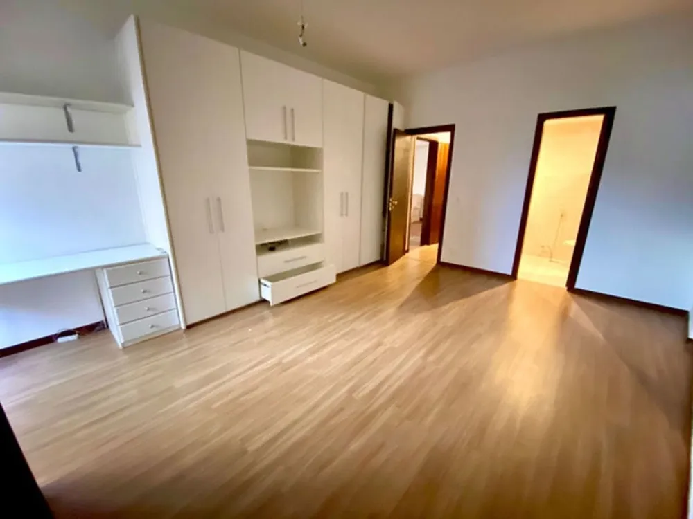 Apartamento, 3 quartos, 158 m² - Foto 1