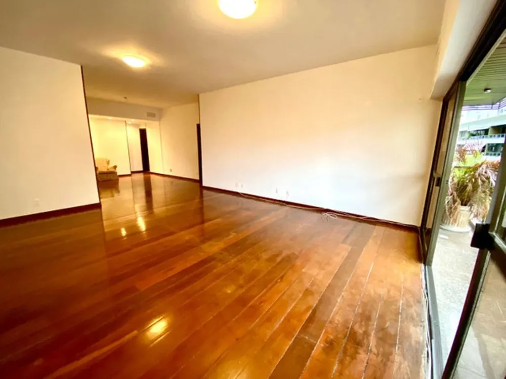 Apartamento, 3 quartos, 158 m² - Foto 2