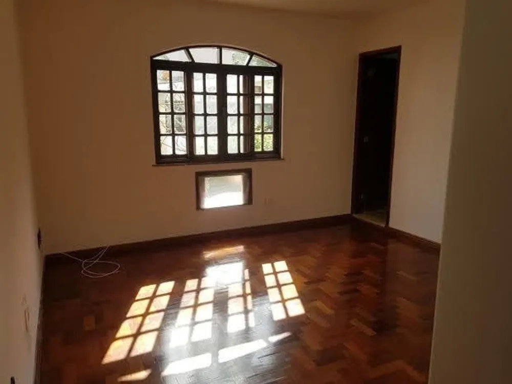 Casa, 5 quartos, 390 m² - Foto 1