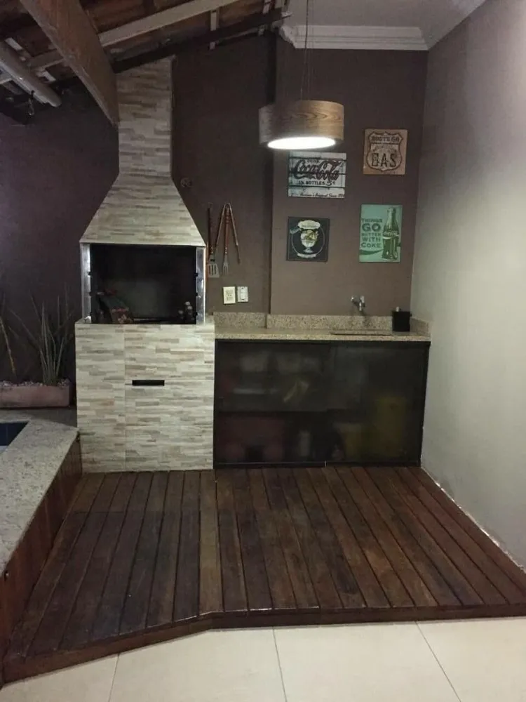 Casa, 3 quartos, 200 m² - Foto 18