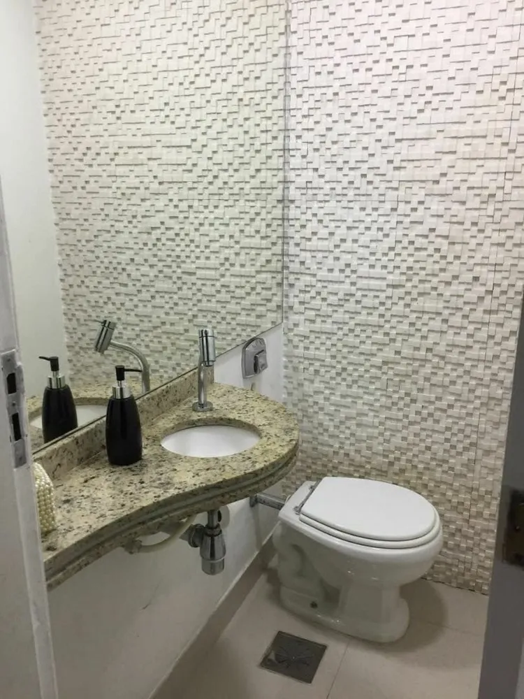 Casa, 3 quartos, 200 m² - Foto 13