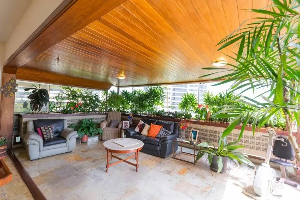 Apartamento, 3 quartos, 193 m² - Foto 1