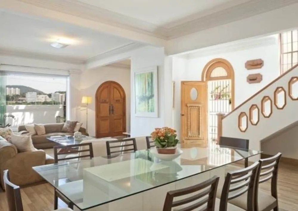 Casa, 3 quartos, 300 m² - Foto 4