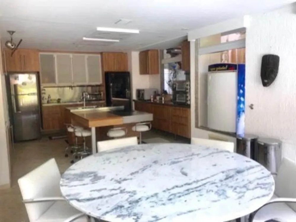 Casa, 5 quartos, 725 m² - Foto 3