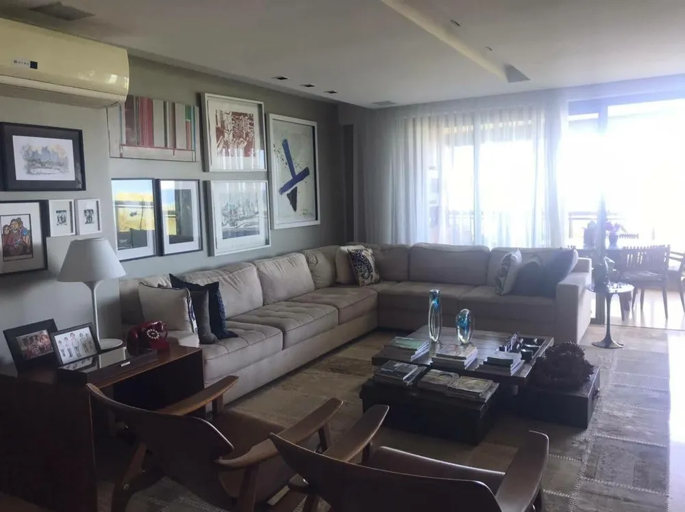 Apartamento, 4 quartos, 261 m² - Foto 1