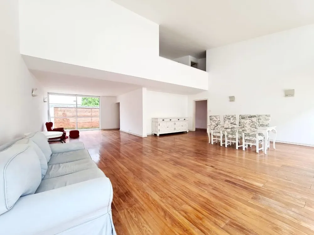 Casa, 4 quartos, 380 m² - Foto 1