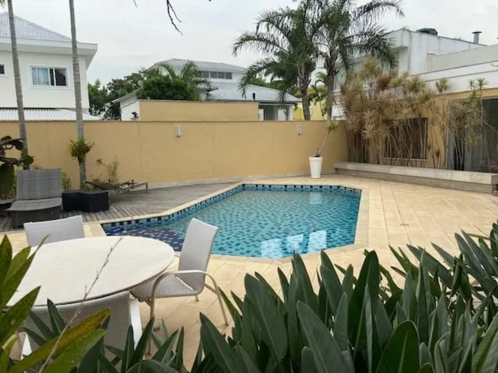 Casa, 5 quartos, 600 m² - Foto 1