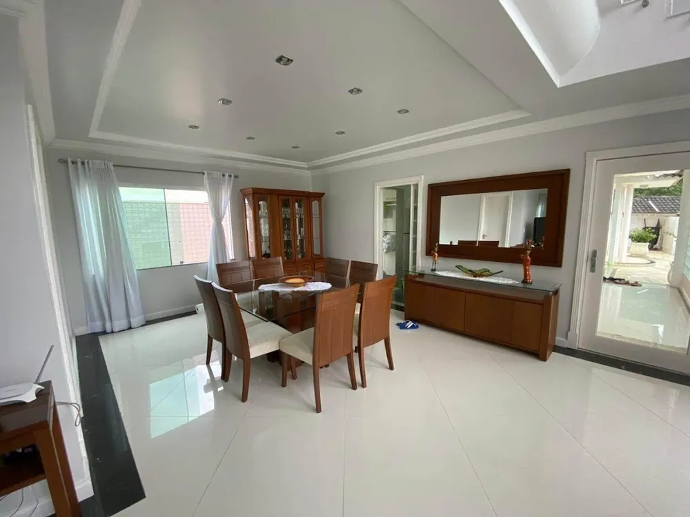 Casa, 4 quartos, 350 m² - Foto 9