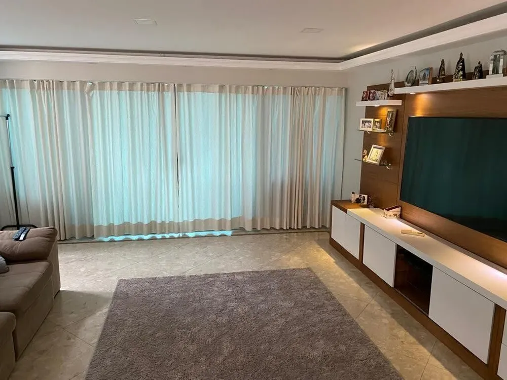 Cobertura, 3 quartos, 238 m² - Foto 4