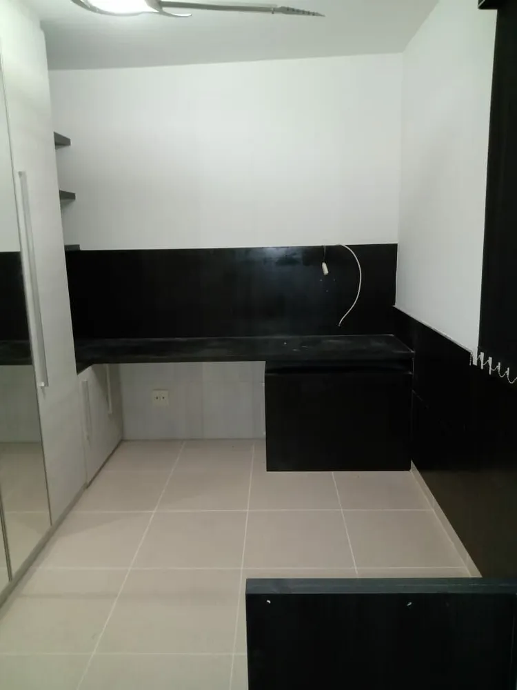 Casa, 4 quartos, 270 m² - Foto 4