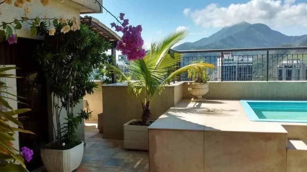 Cobertura, 3 quartos, 210 m² - Foto 1