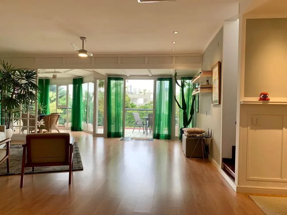 Cobertura, 3 quartos, 240 m² - Foto 1