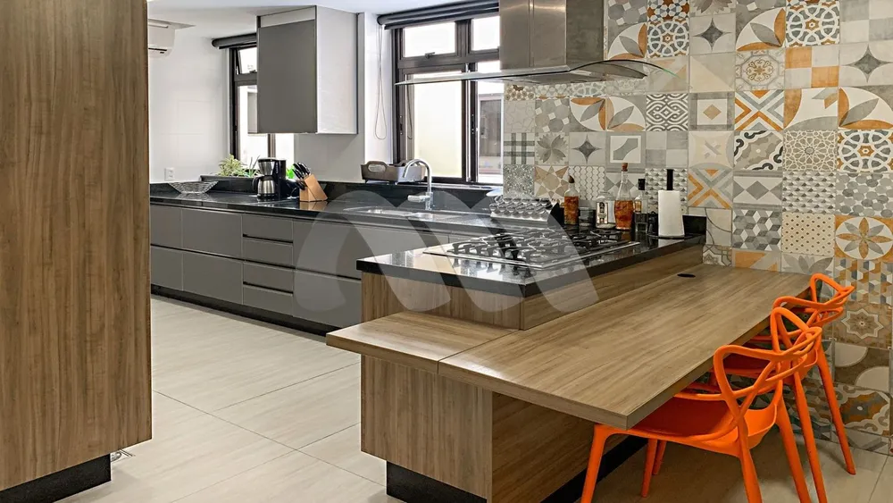 Cobertura, 4 quartos, 243 m² - Foto 2