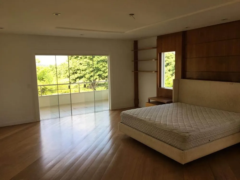 Casa, 4 quartos, 1058 m² - Foto 23