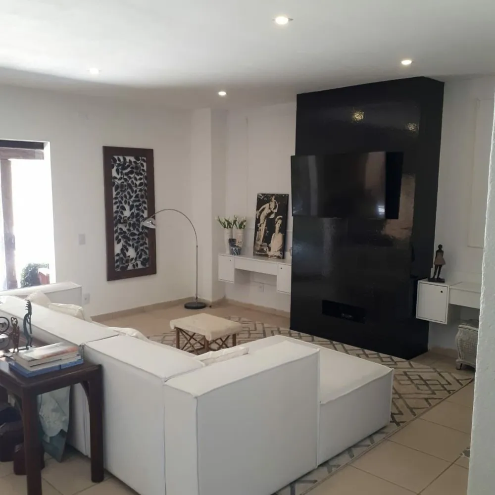 Casa, 4 quartos, 1000 m² - Foto 1