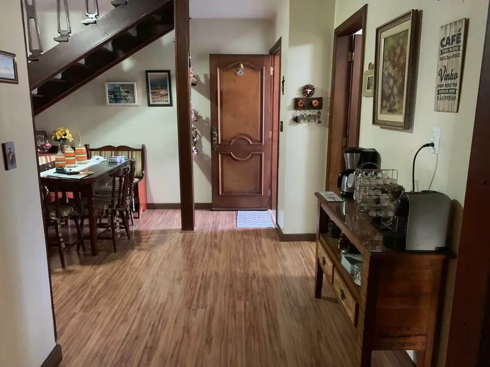 Casa, 3 quartos, 266 m² - Foto 2