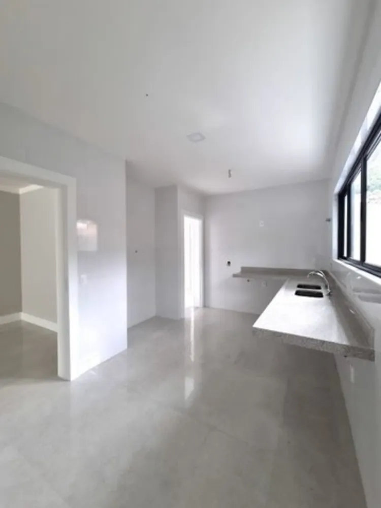 Casa, 4 quartos, 420 m² - Foto 4