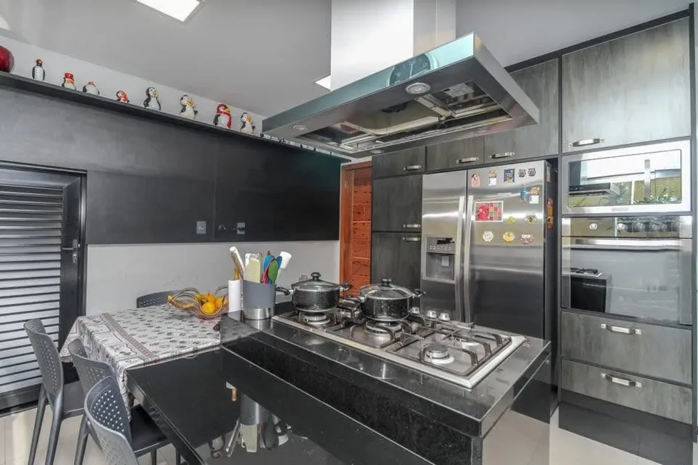 Casa, 6 quartos, 390 m² - Foto 19