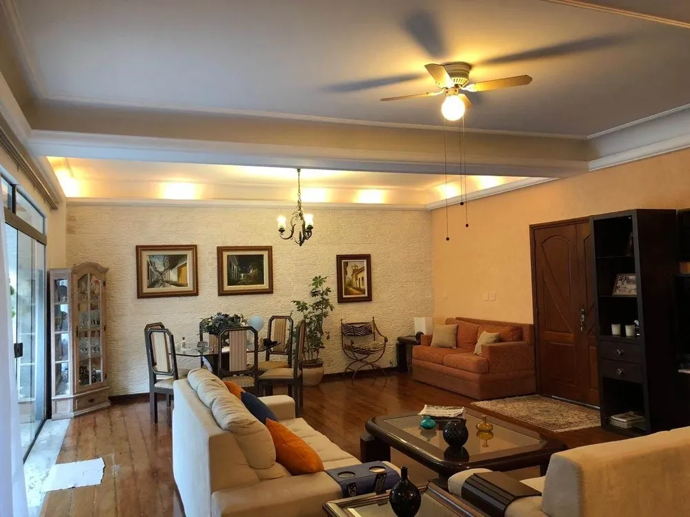 Casa, 4 quartos, 307 m² - Foto 1