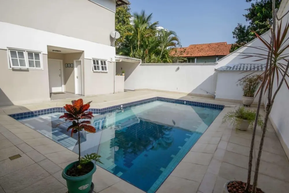 Casa, 4 quartos, 750 m² - Foto 1