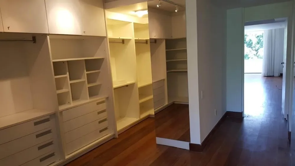 Casa, 6 quartos, 1360 m² - Foto 13