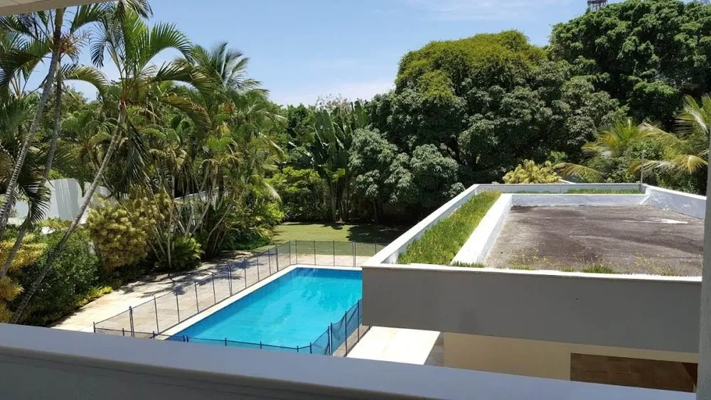 Casa, 6 quartos, 1360 m² - Foto 1