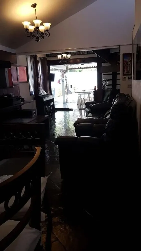 Casa, 5 quartos, 360 m² - Foto 2