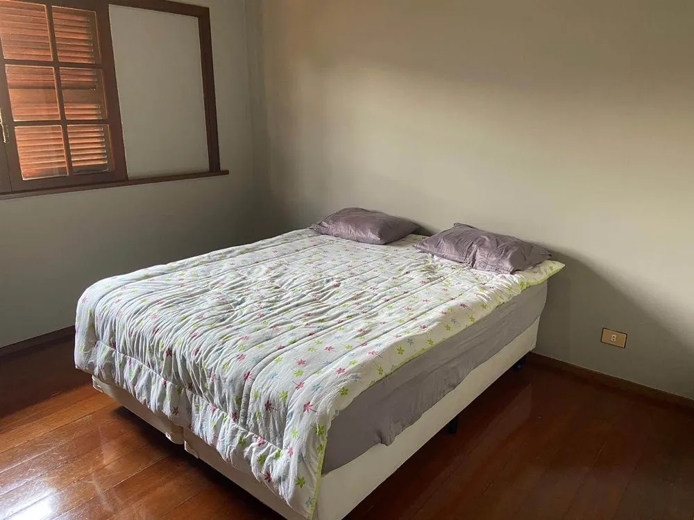 Casa, 5 quartos, 1000 m² - Foto 1