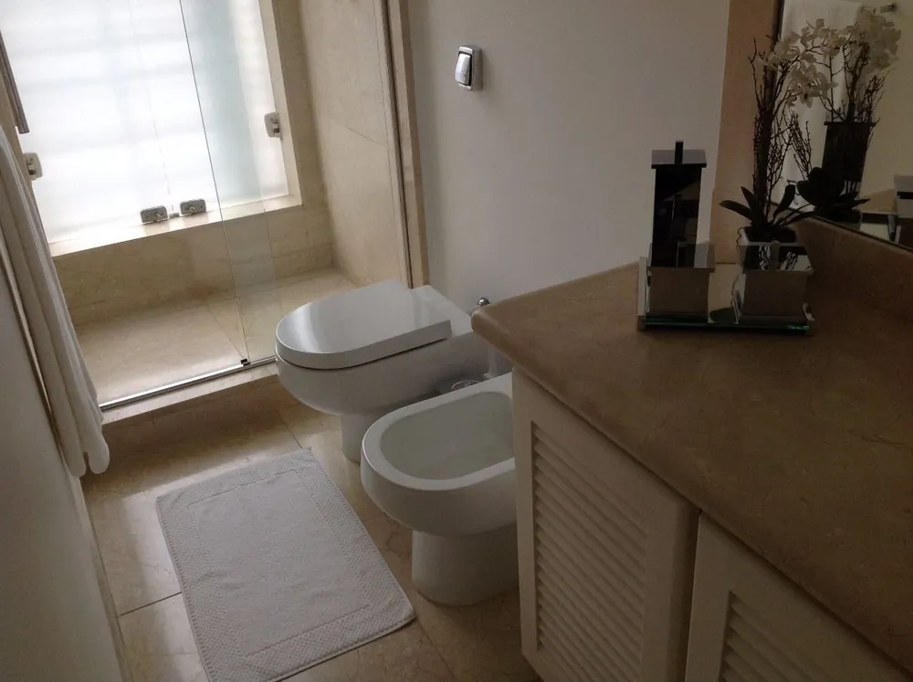 Casa, 4 quartos, 1673 m² - Foto 1