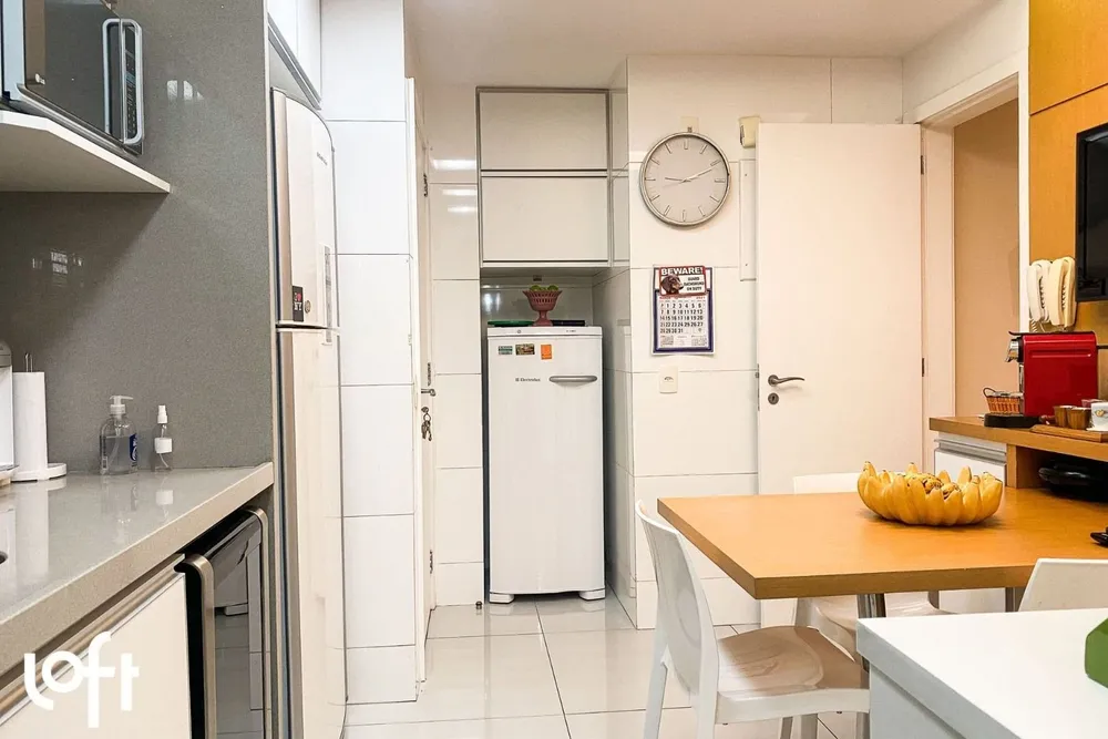 Apartamento, 3 quartos, 145 m² - Foto 11