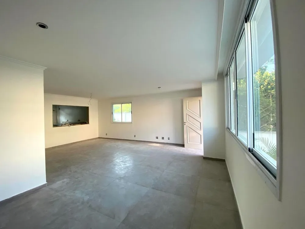 Casa, 3 quartos, 226 m² - Foto 4