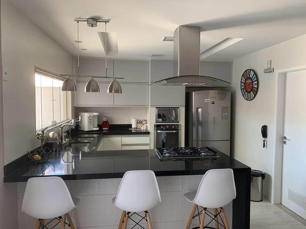 Casa, 3 quartos, 288 m² - Foto 29