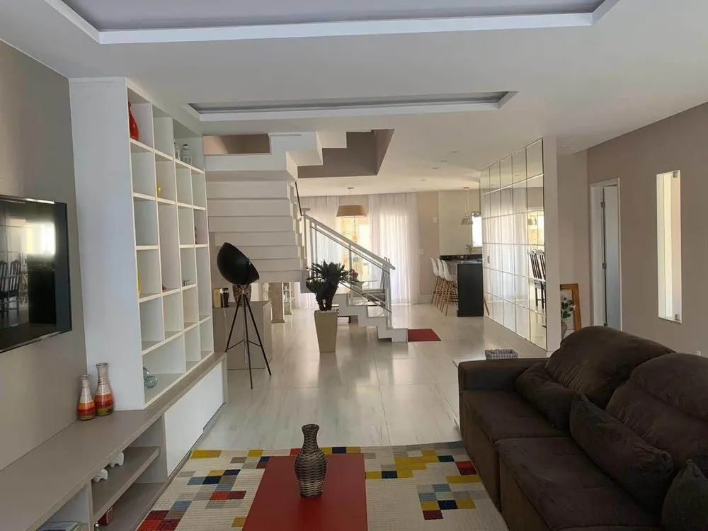 Casa, 3 quartos, 288 m² - Foto 6