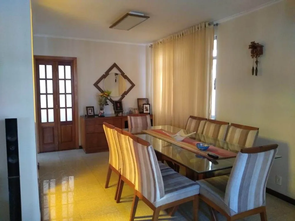 Casa, 5 quartos, 260 m² - Foto 2