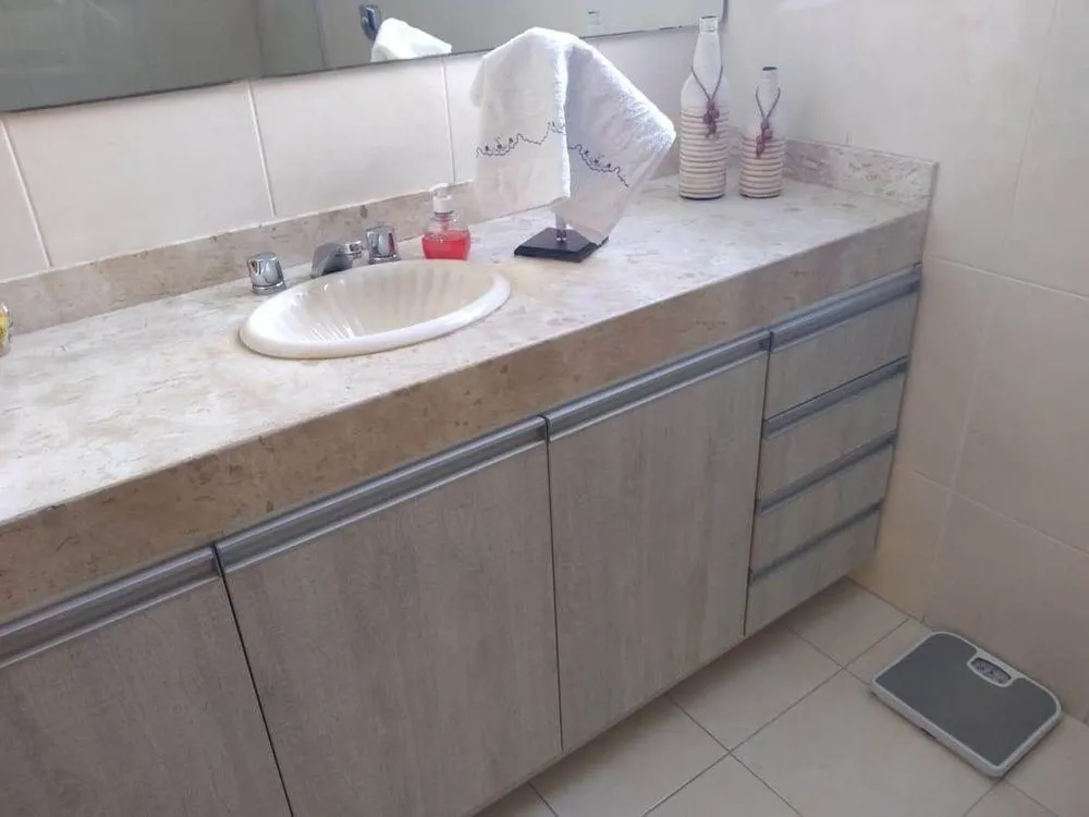 Casa, 5 quartos, 260 m² - Foto 9