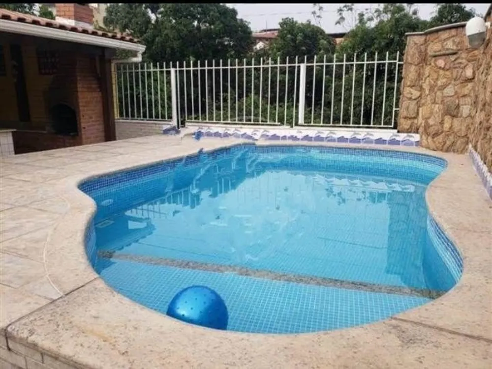 Casa, 5 quartos, 260 m² - Foto 12