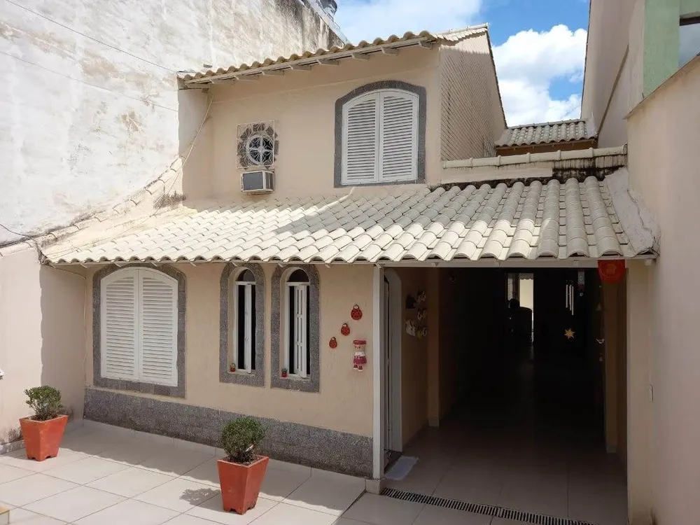 Casa, 3 quartos, 142 m² - Foto 1
