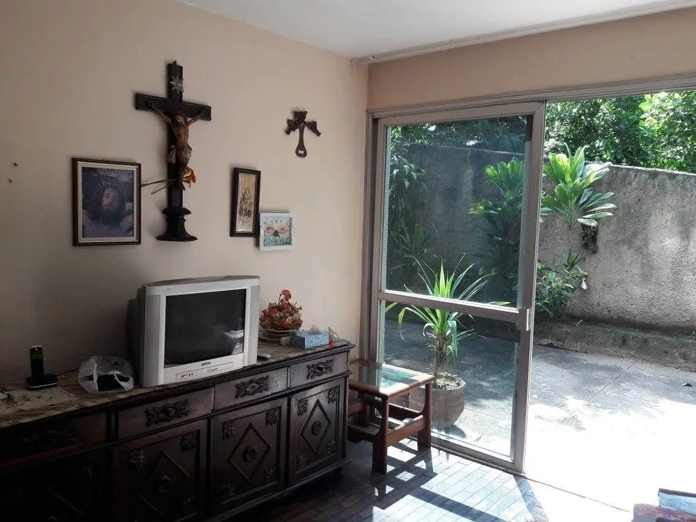 Apartamento, 3 quartos, 210 m² - Foto 1