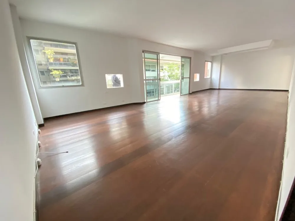 Apartamento, 4 quartos, 206 m² - Foto 1