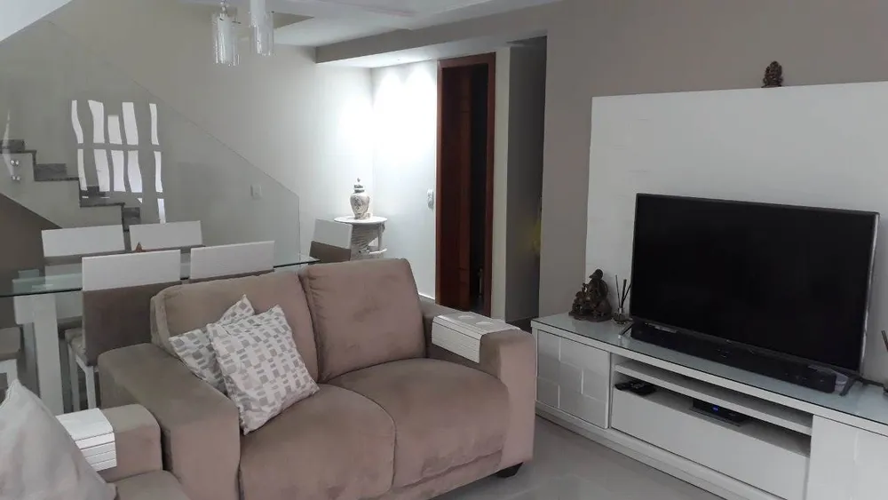 Casa, 4 quartos, 181 m² - Foto 2