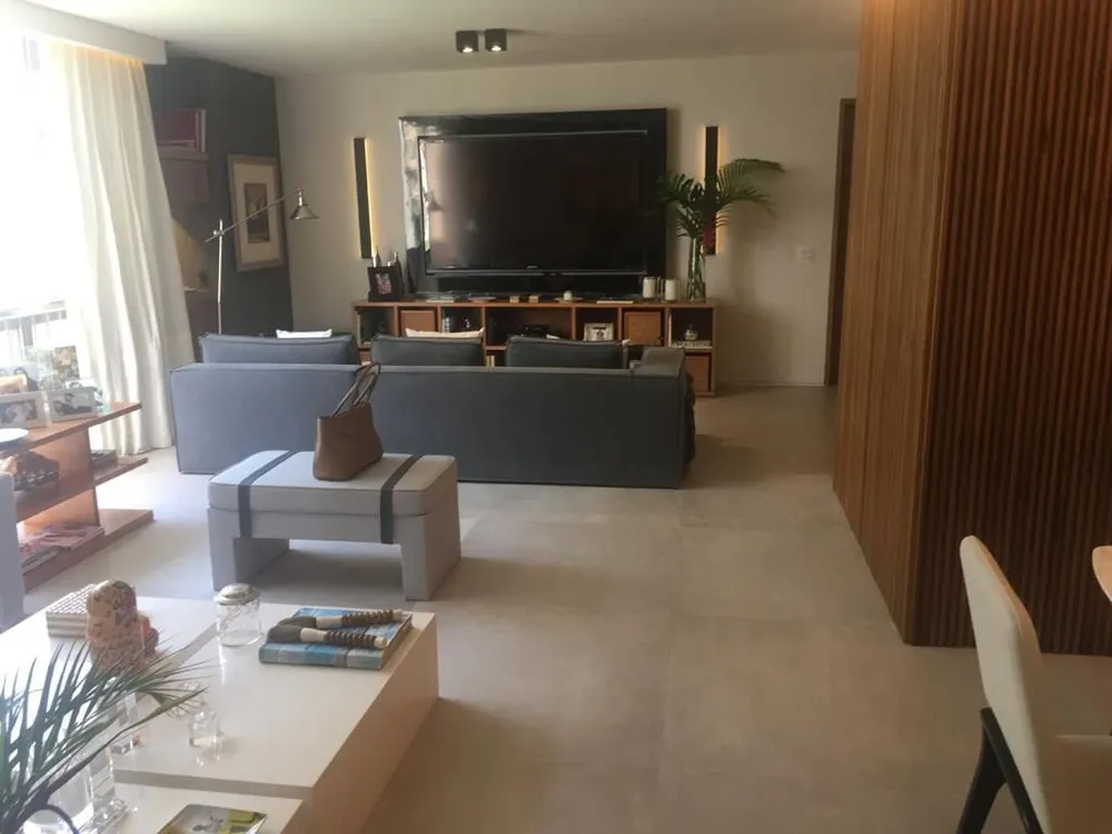 Apartamento, 3 quartos, 200 m² - Foto 2