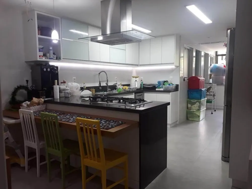 Apartamento, 4 quartos, 244 m² - Foto 10