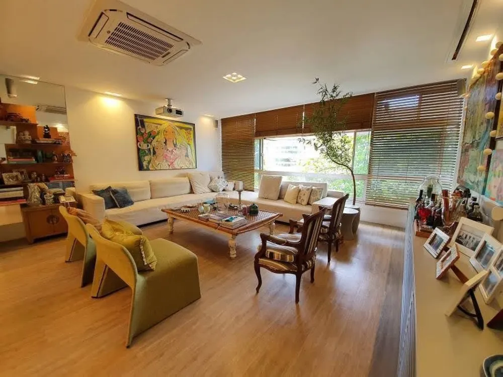 Apartamento, 4 quartos, 140 m² - Foto 1