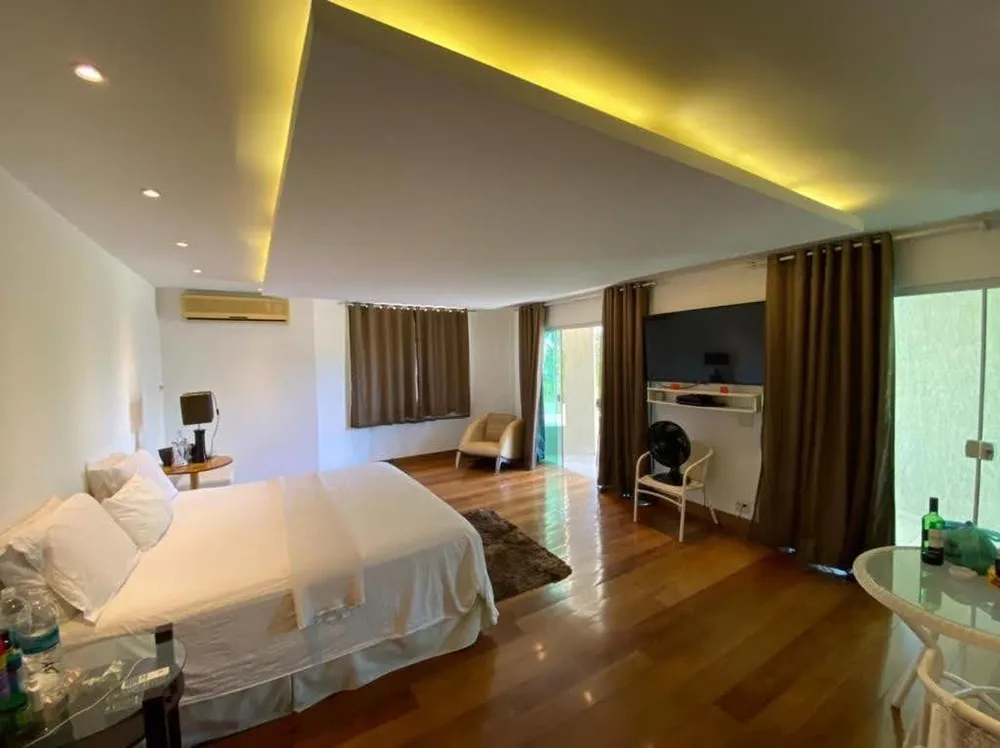 Casa, 5 quartos, 1030 m² - Foto 1