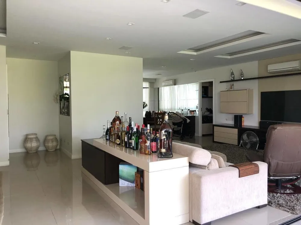 Apartamento, 4 quartos, 234 m² - Foto 1
